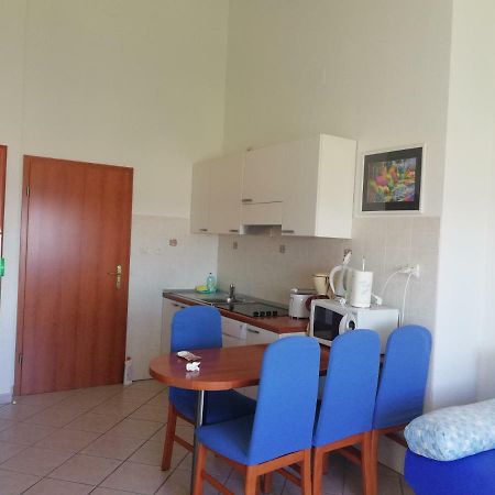 Apartmani Marija Primošten Buitenkant foto