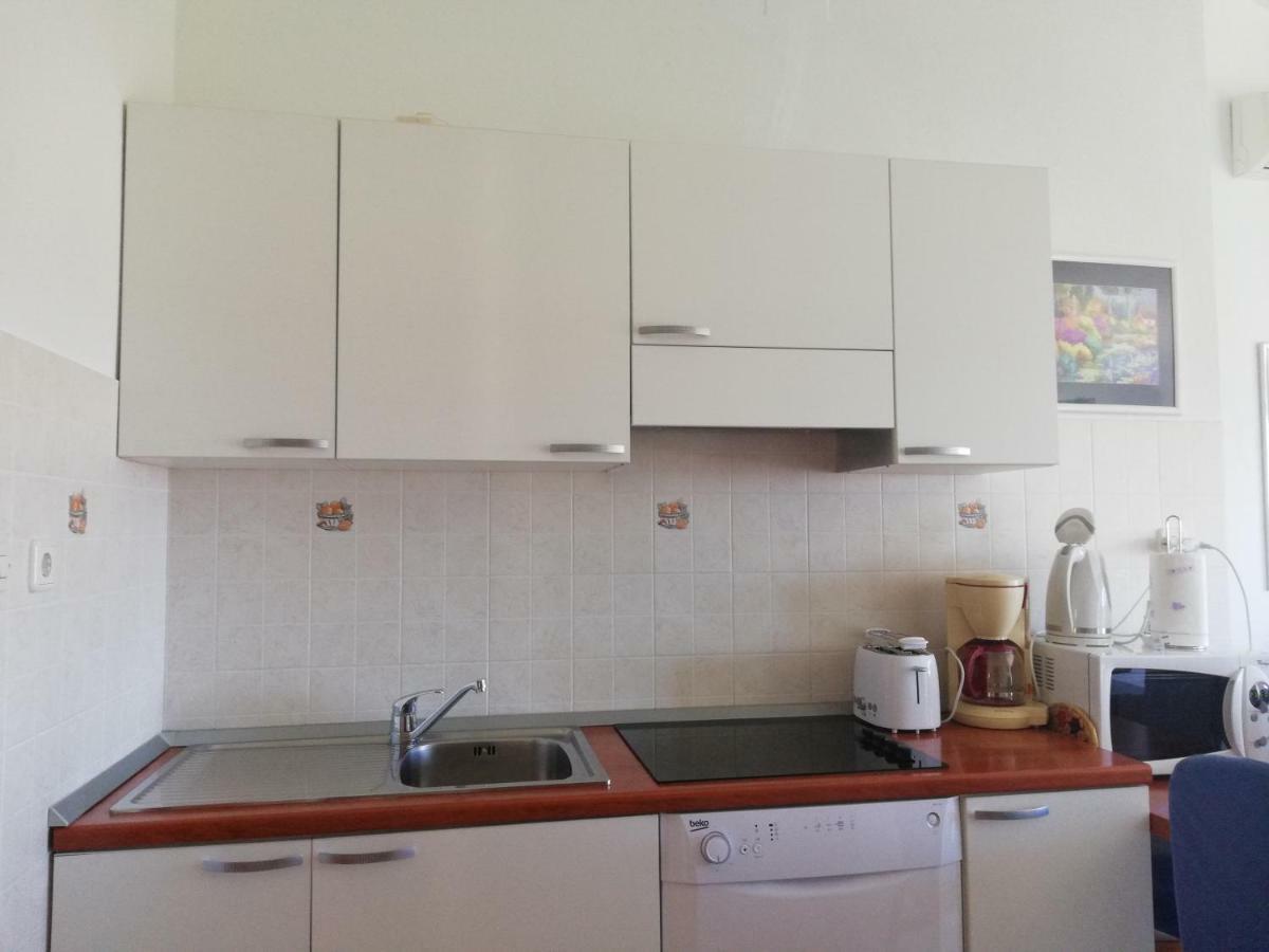 Apartmani Marija Primošten Buitenkant foto